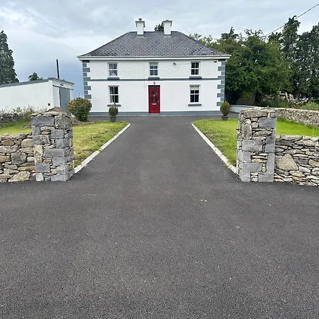Holiday home Toormore Farmhouse *